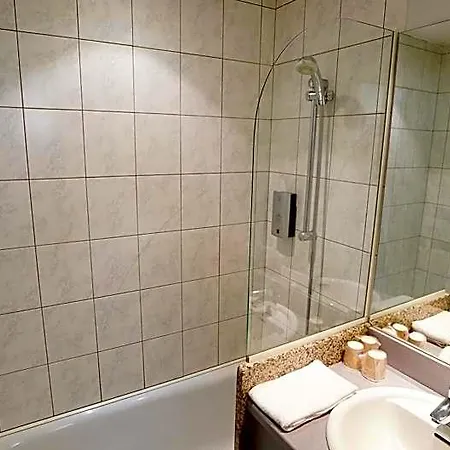 Logis Relais De 3* Vincey