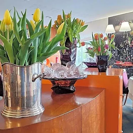Hotel Logis Relais De Vincey