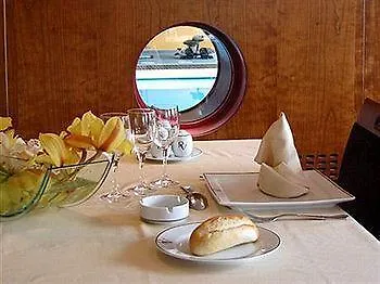 Logis Relais De 3* Vincey