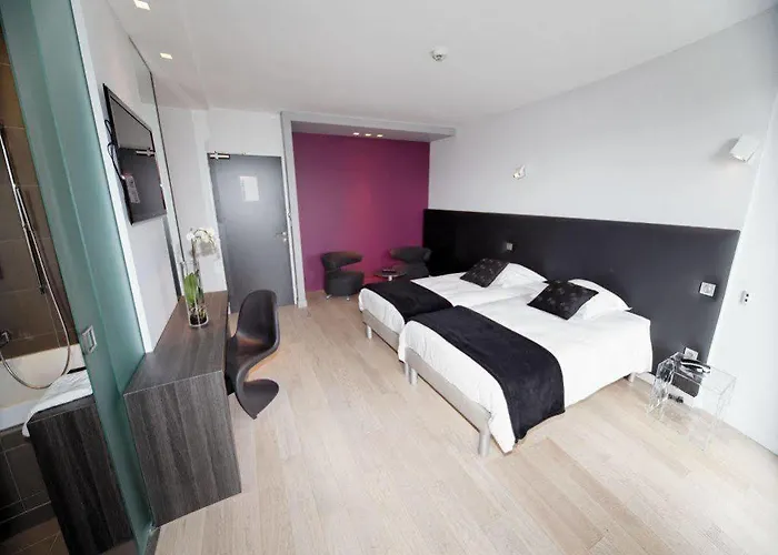 Logis Relais De 万塞